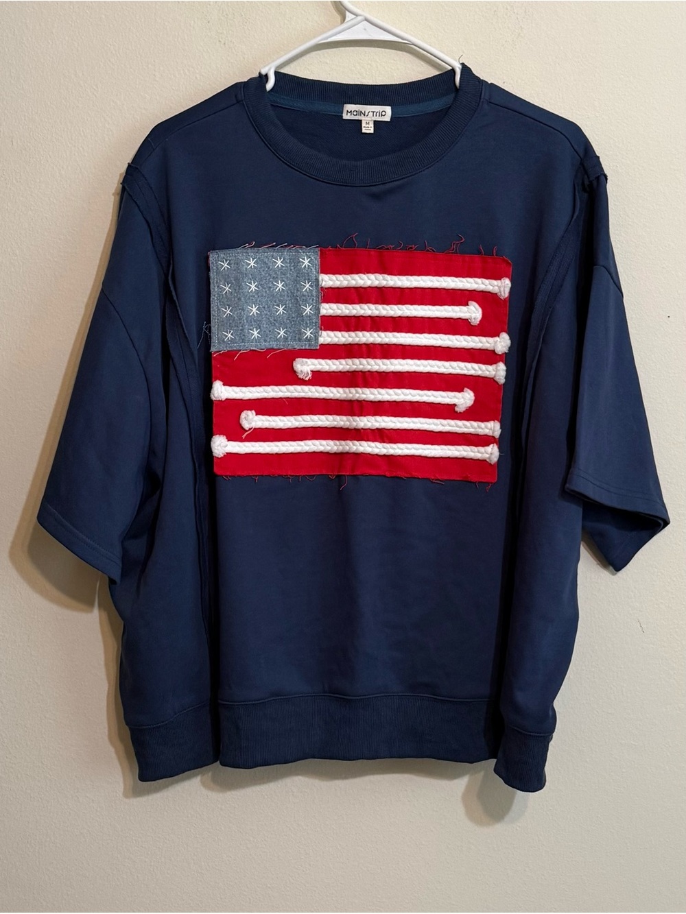 Main Strip Women’s Navy Flag short sleeve top M